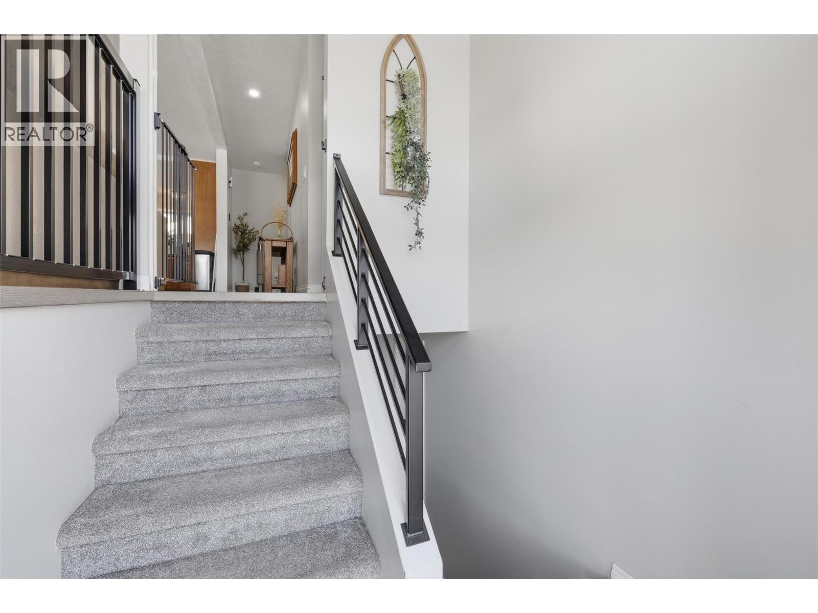 4568 CAMMERAY Drive - 24
