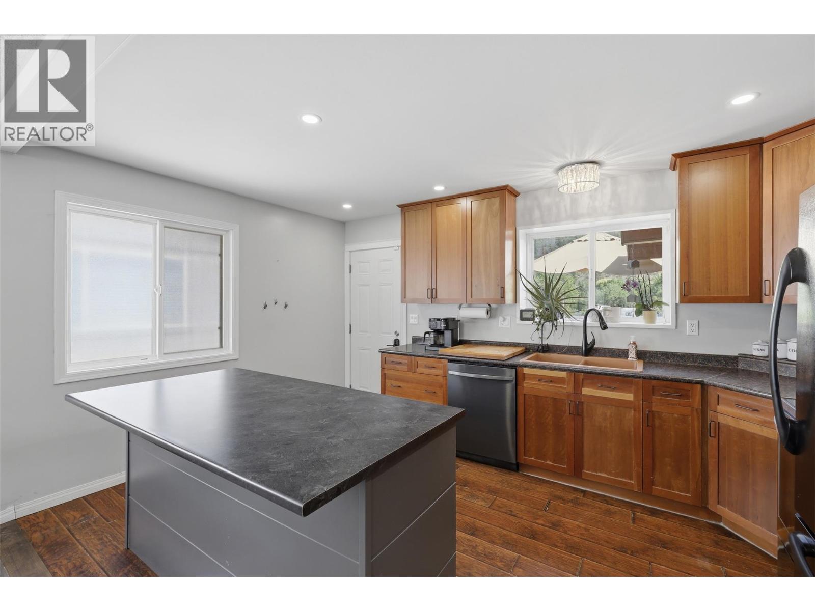 4568 CAMMERAY Drive - 3