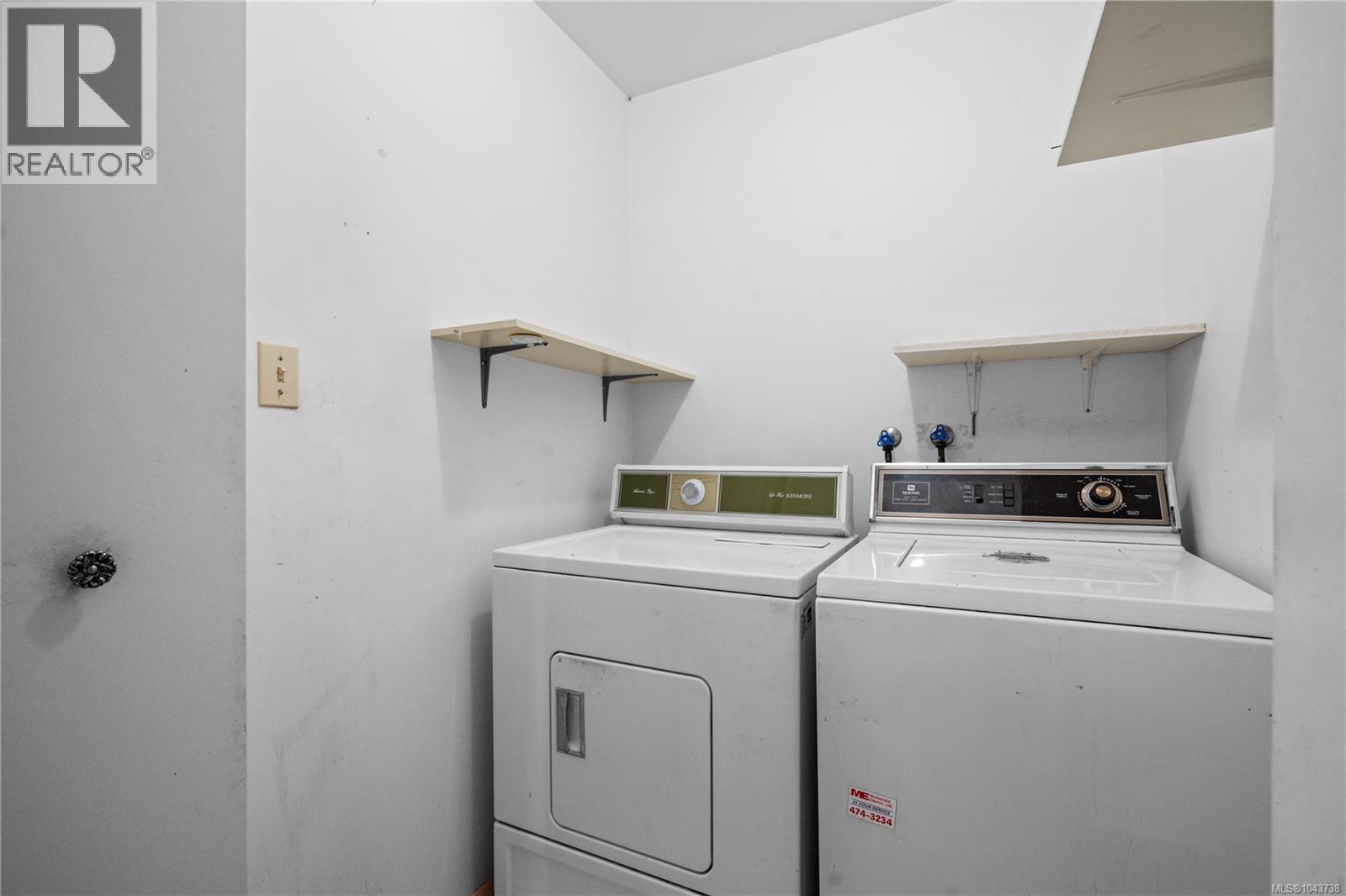 4216 Ponderosa Cres - 28