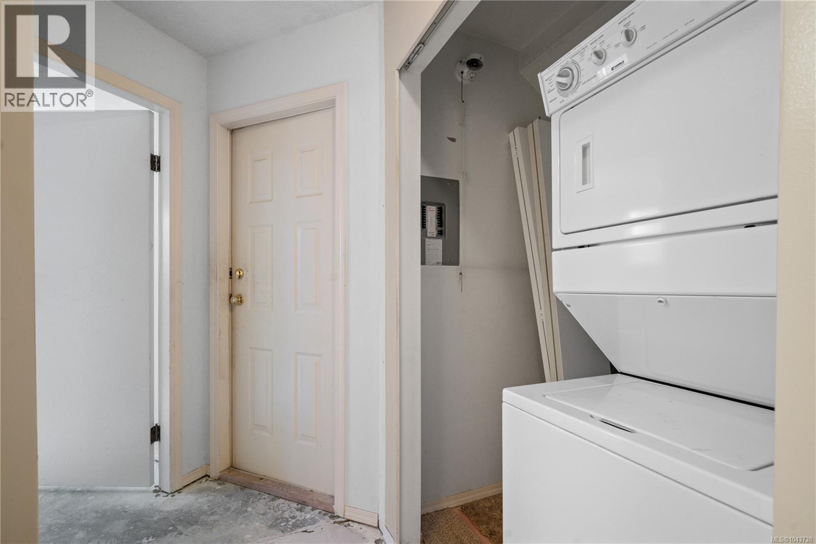 4216 Ponderosa Cres - Image 34