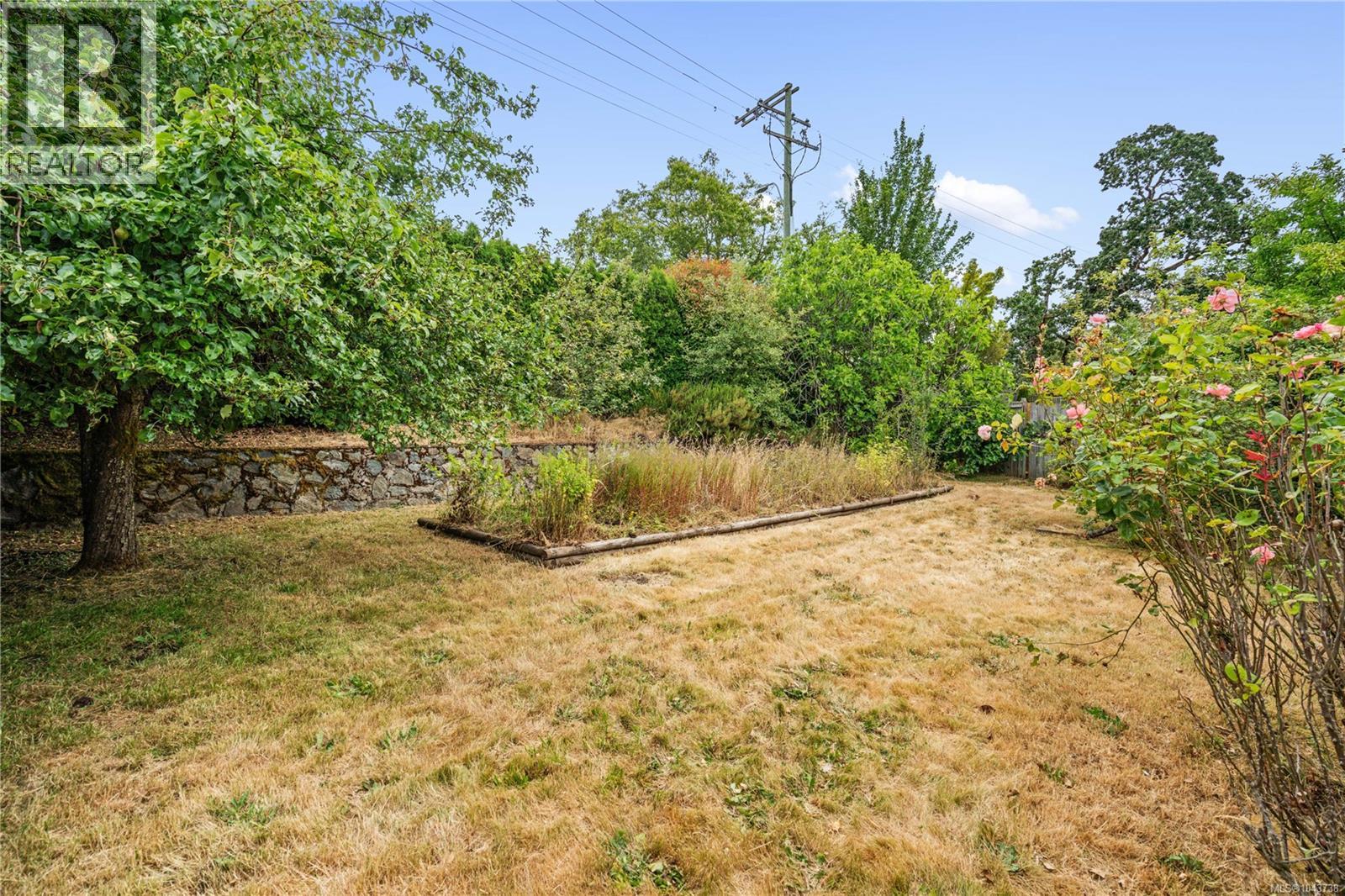 4216 Ponderosa Cres - Image 46