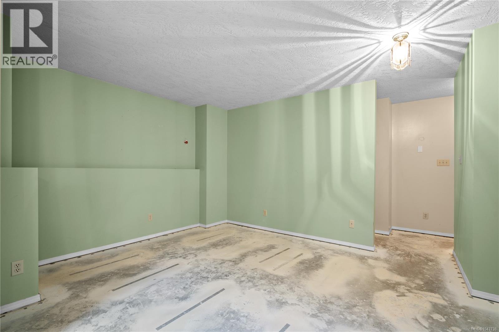 4216 Ponderosa Cres - Image 7