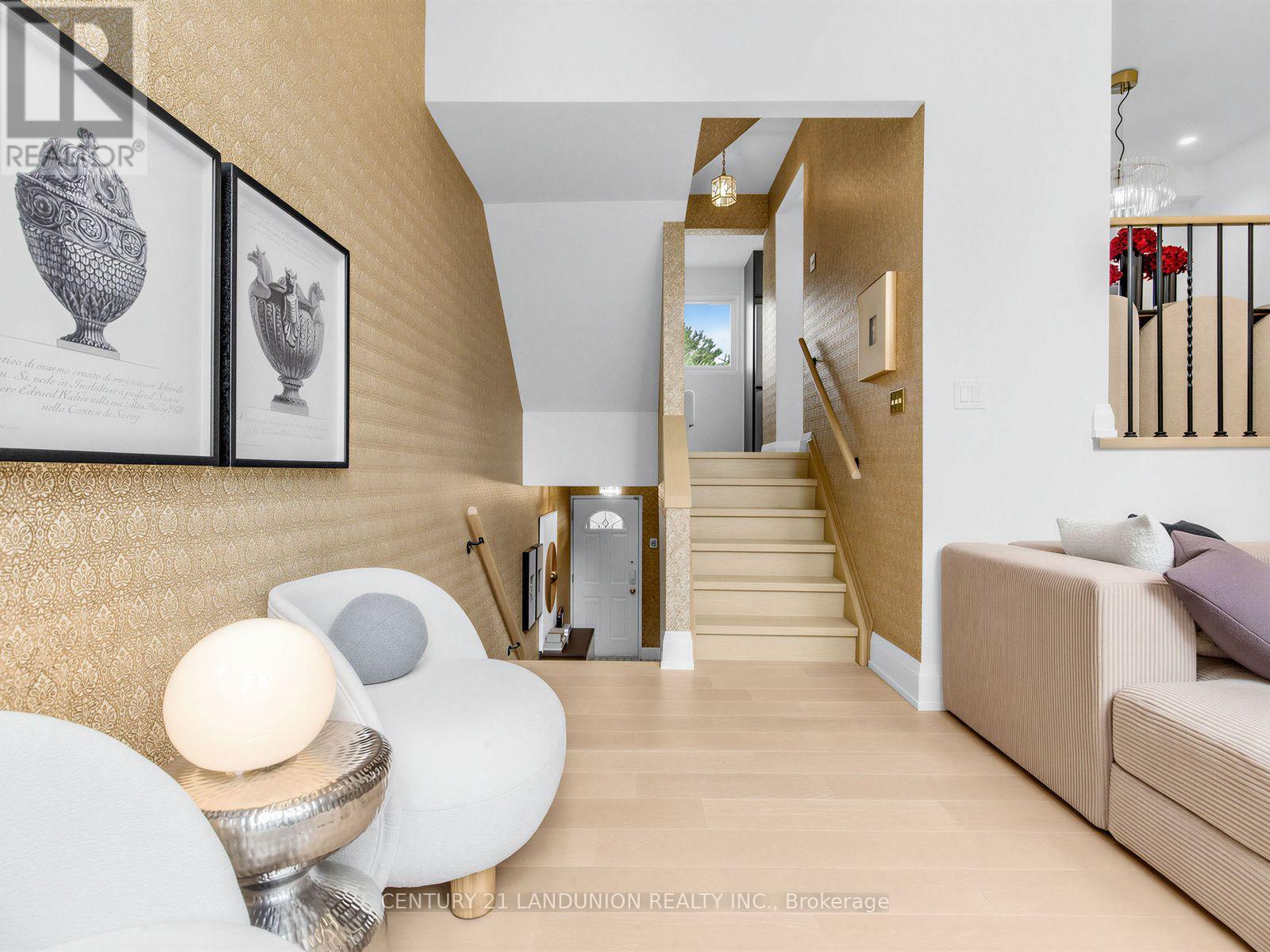 #56 193 MCNICOLL AVENUE - 12