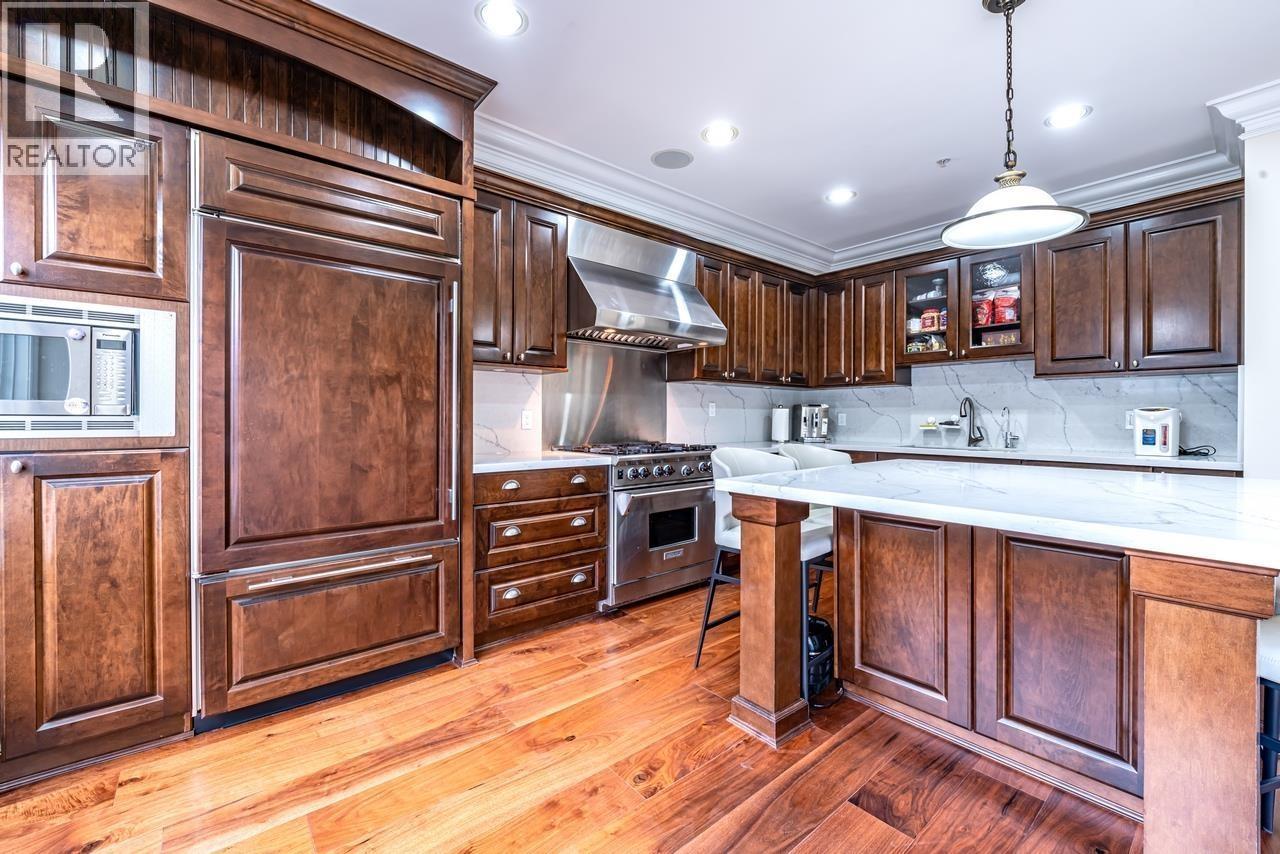 6386 LARKIN DRIVE, Vancouver