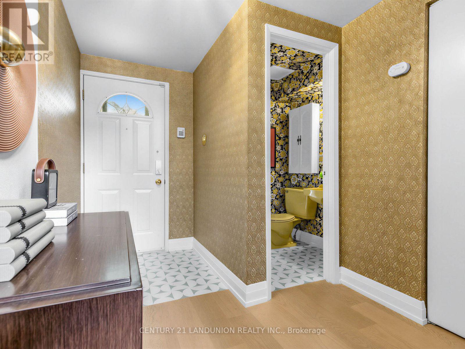 #56 193 MCNICOLL AVENUE - 8