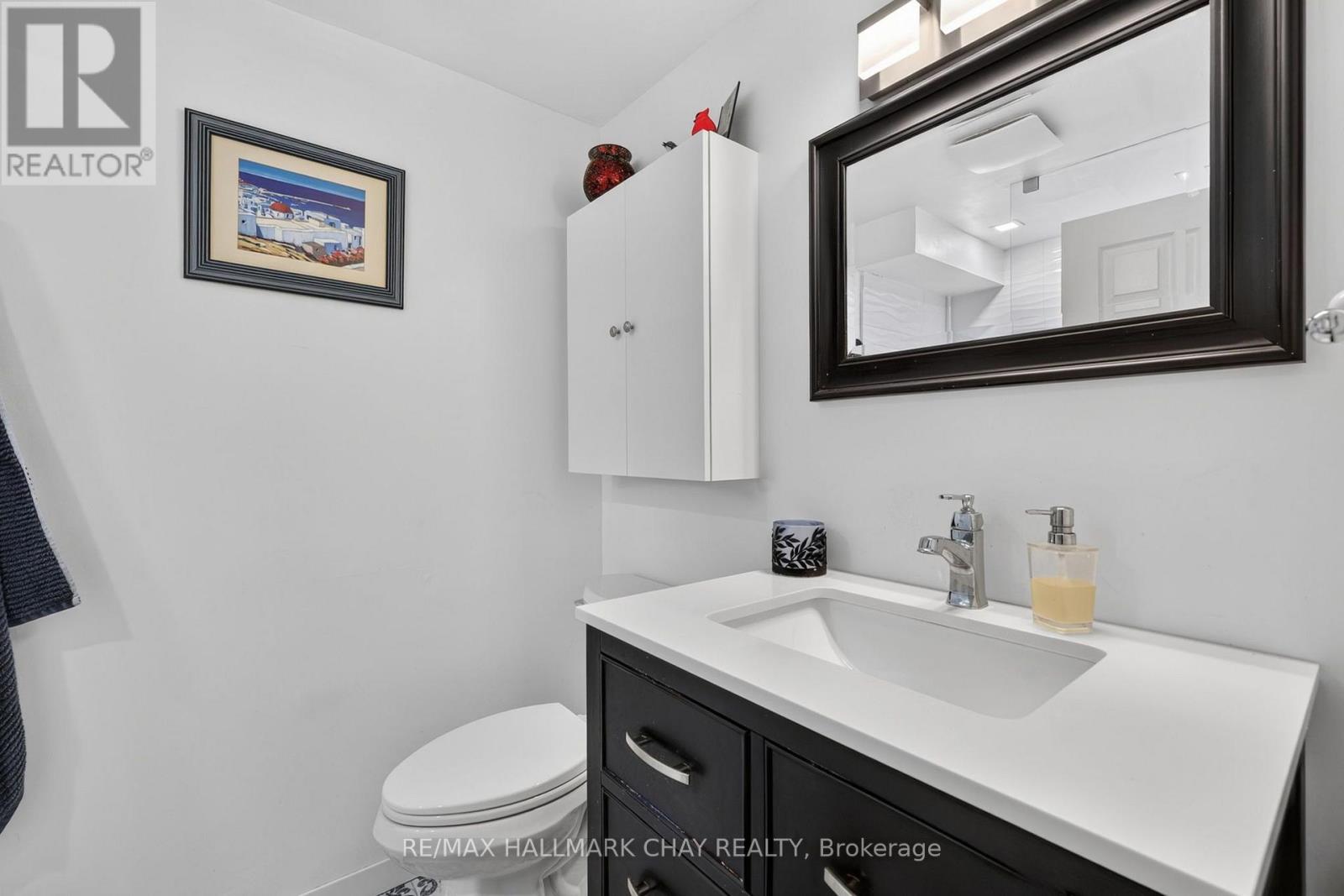 9 MELROSE AVENUE - Image 22