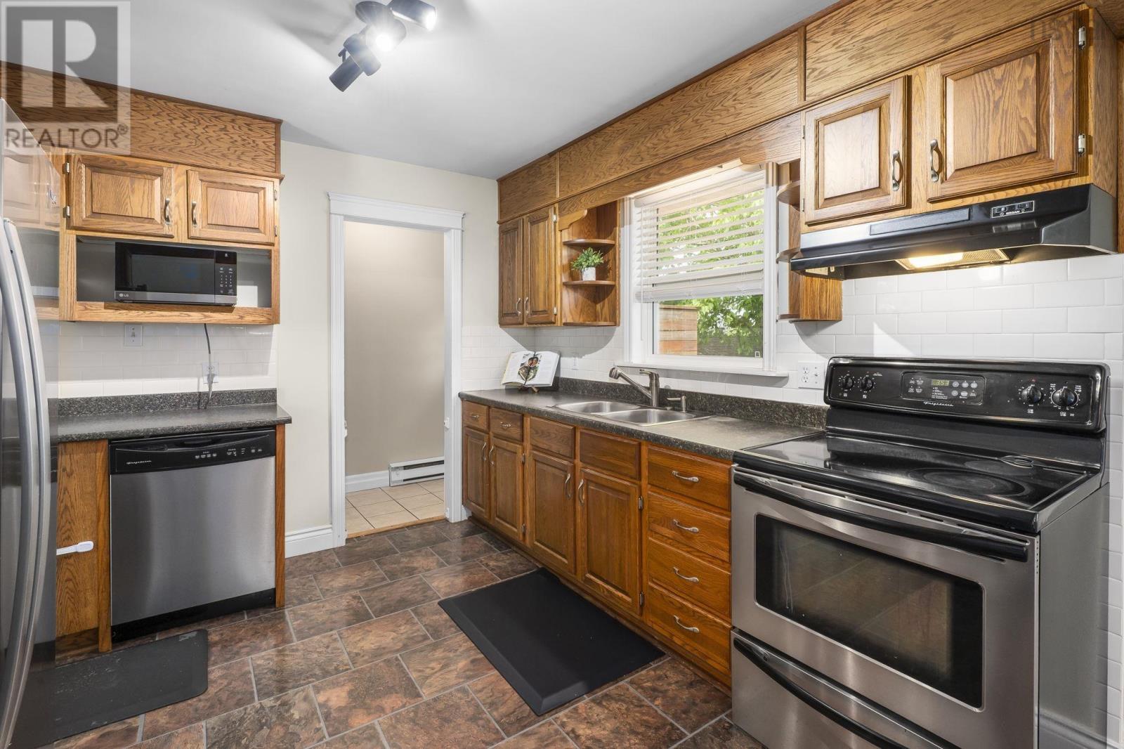 38 Ascot Way - 10