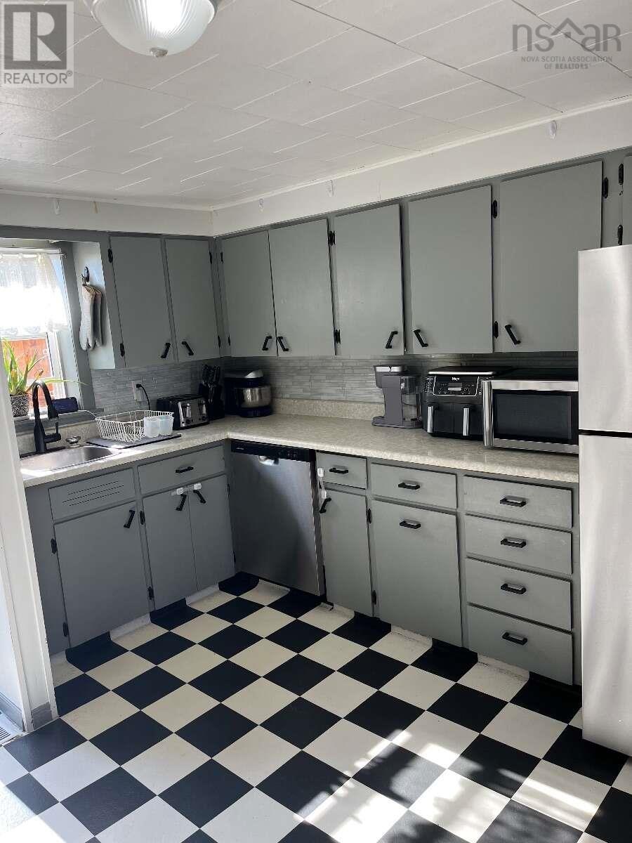 388 Heatherton Village Road - 9
