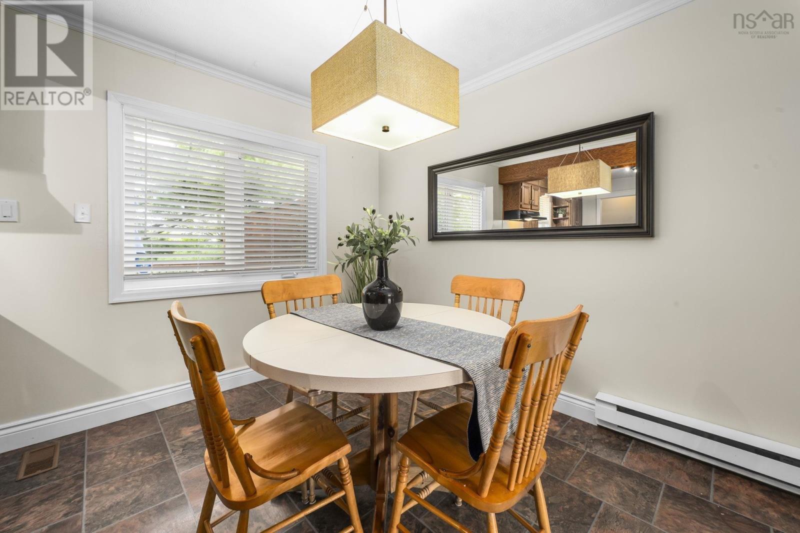 38 Ascot Way - 5