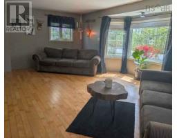 8178 Nova Scotia Trunk 8, South Brookfield, NS B0T1X0 Photo 15