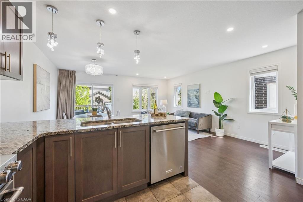 #85 135 HARDCASTLE Drive - Image 8