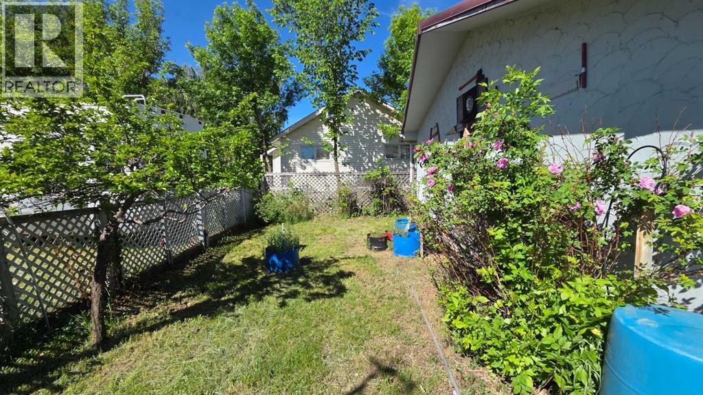 221 Truman Street - 23