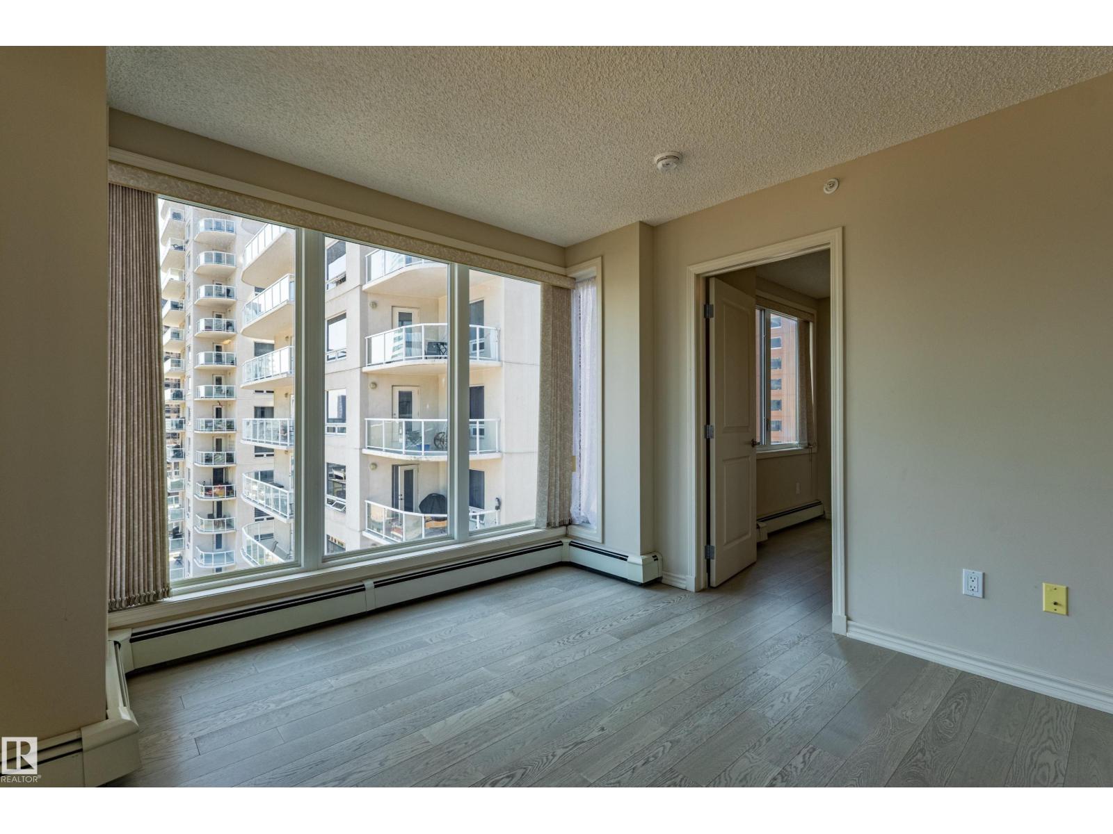 #1501 10180 104 ST NW - Image 17