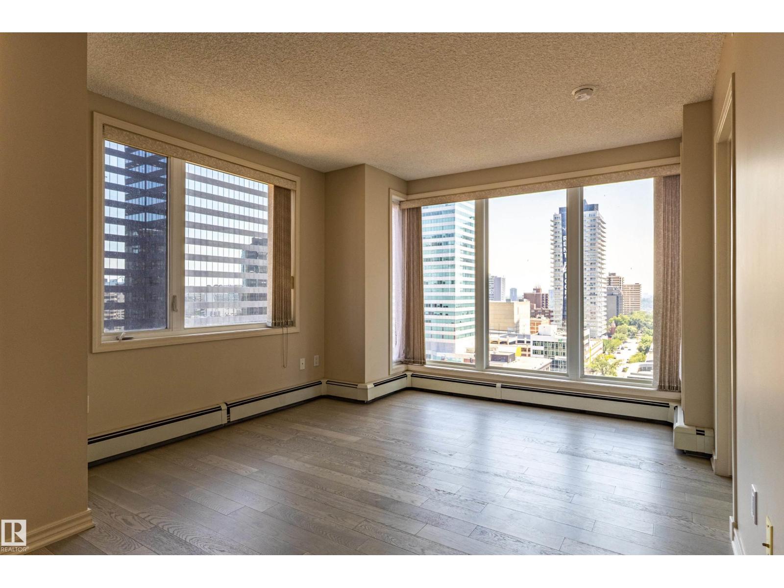 #1501 10180 104 ST NW - 14