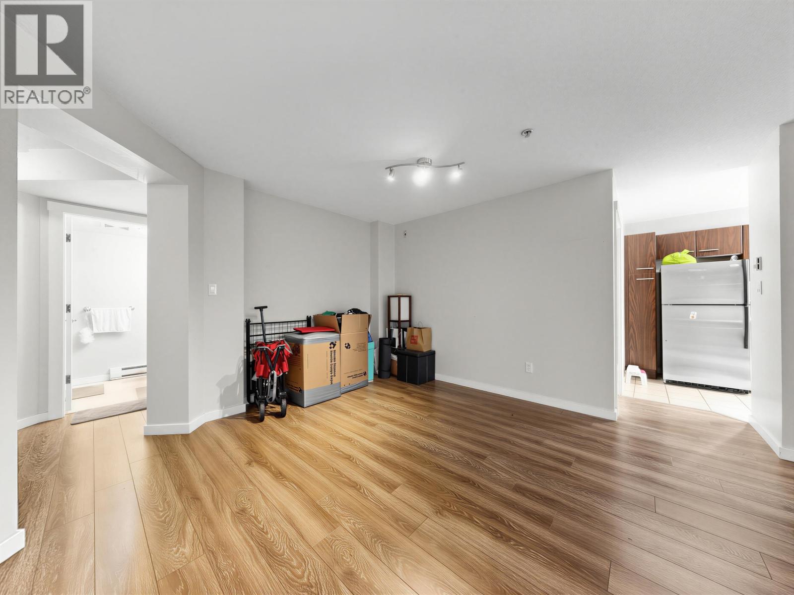 3 Bed, 2 Bath House for Sale in Richmond – 1104 5133 GARDEN CITY ROAD, Richmond – MLS# R3147778 - Image 7