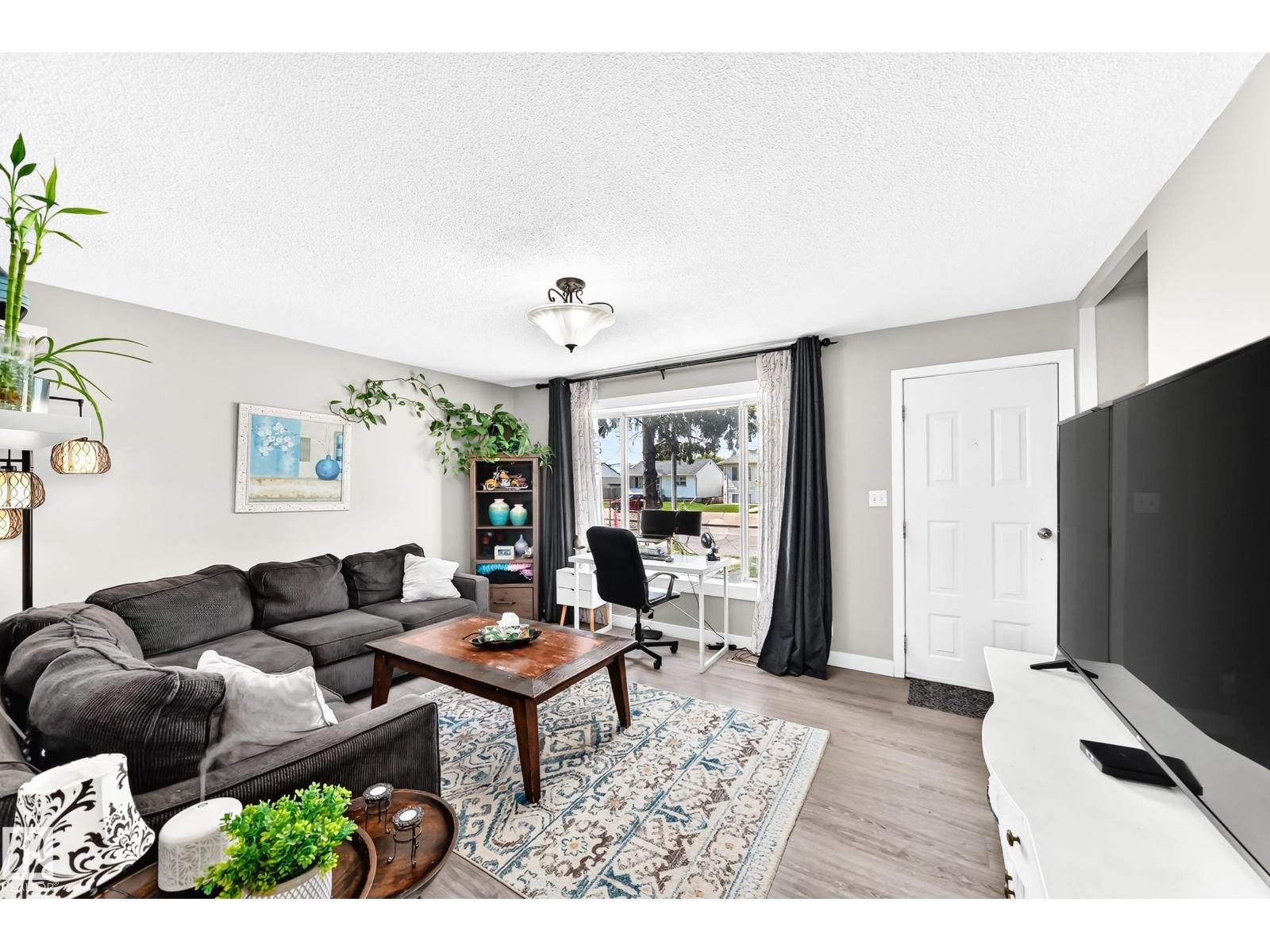 9911 163 ST NW - 1