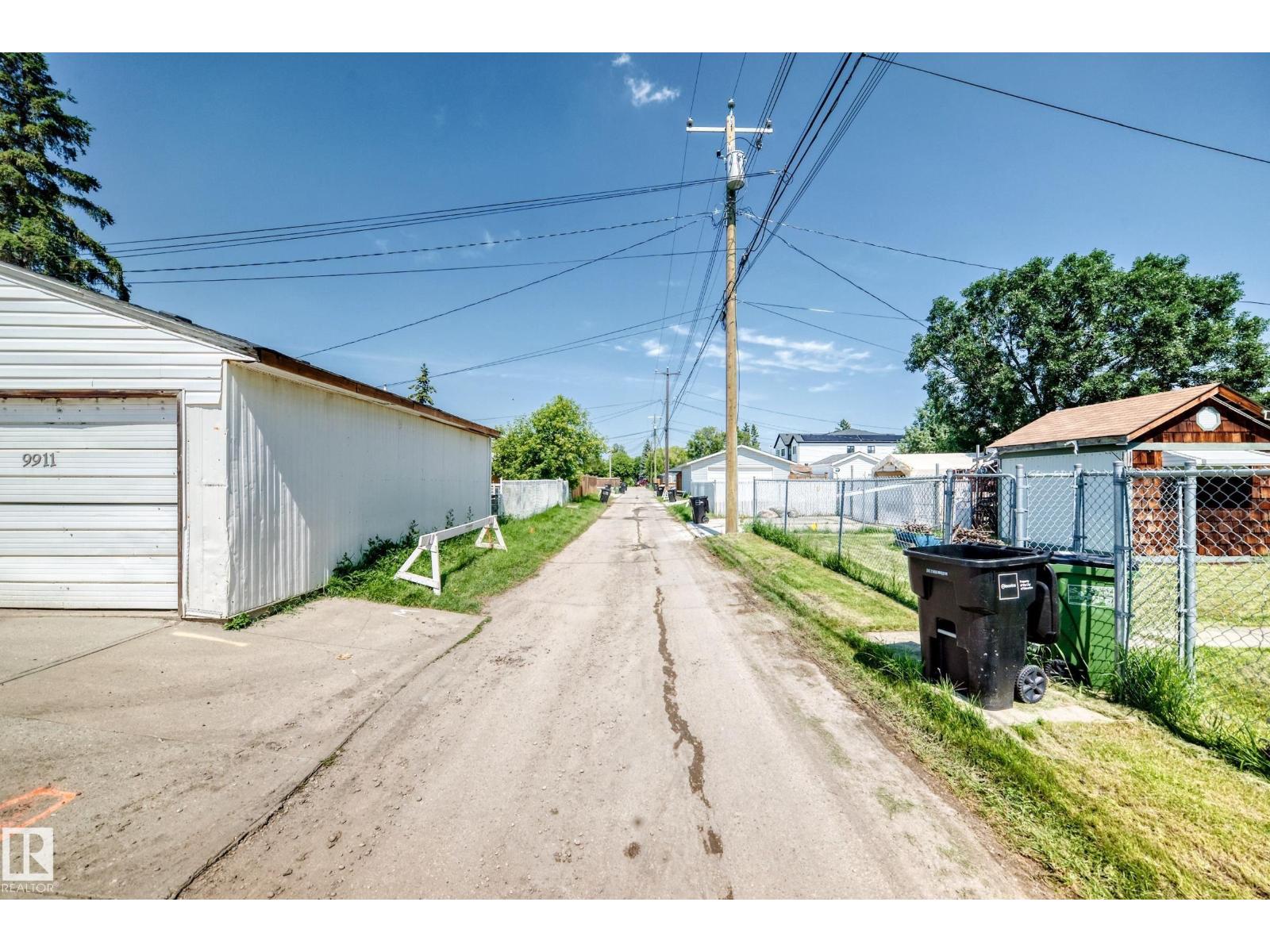 9911 163 ST NW - 47