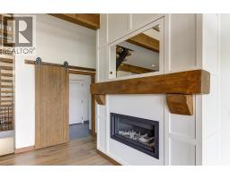 Kitchen - 6121 Seymoure Lane, Peachland, BC V0H1X4 Photo 17