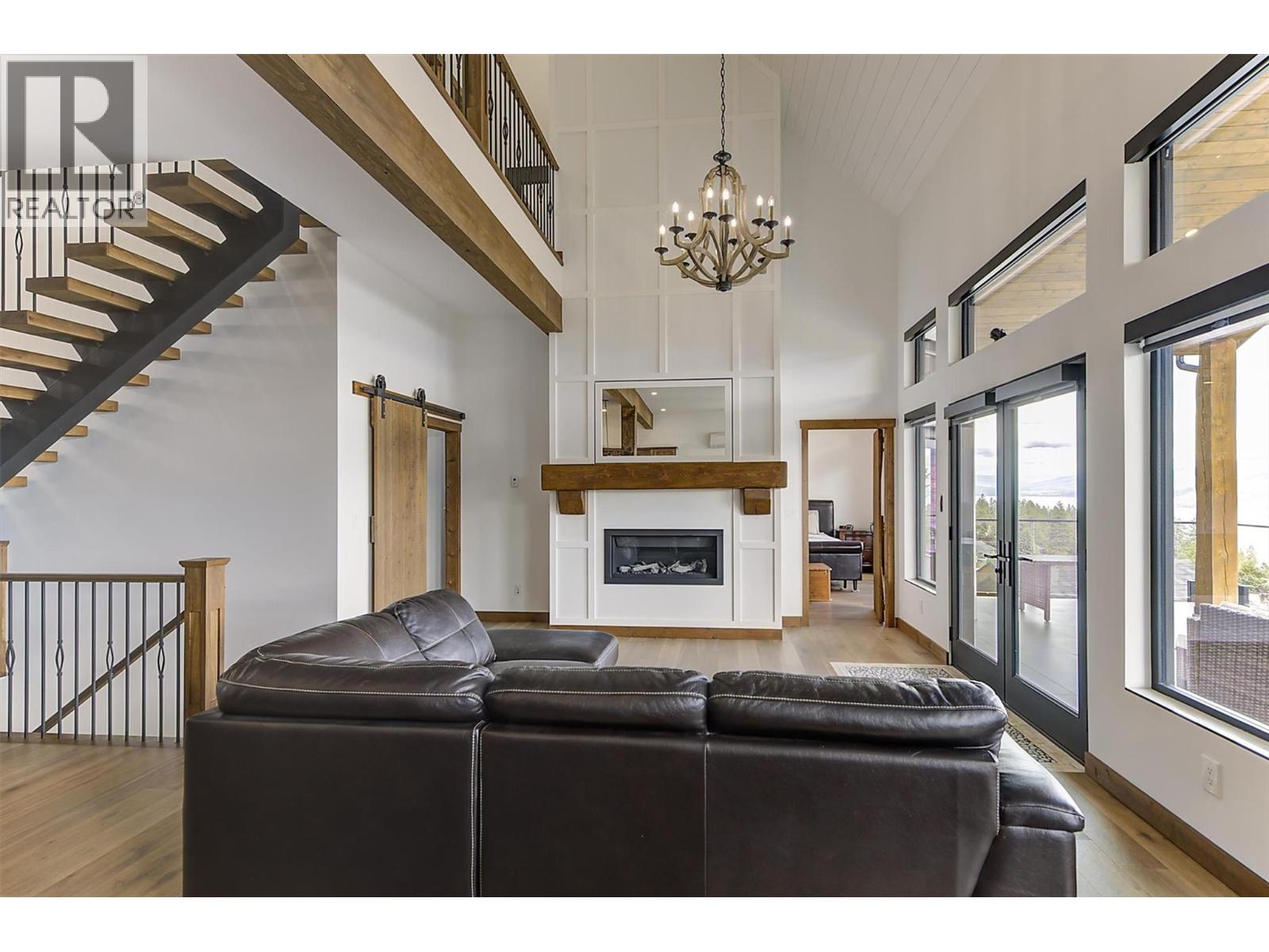 6121 Seymoure Lane - 16