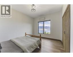 6121 Seymoure Lane, Peachland, BC V0H1X4 Photo 65