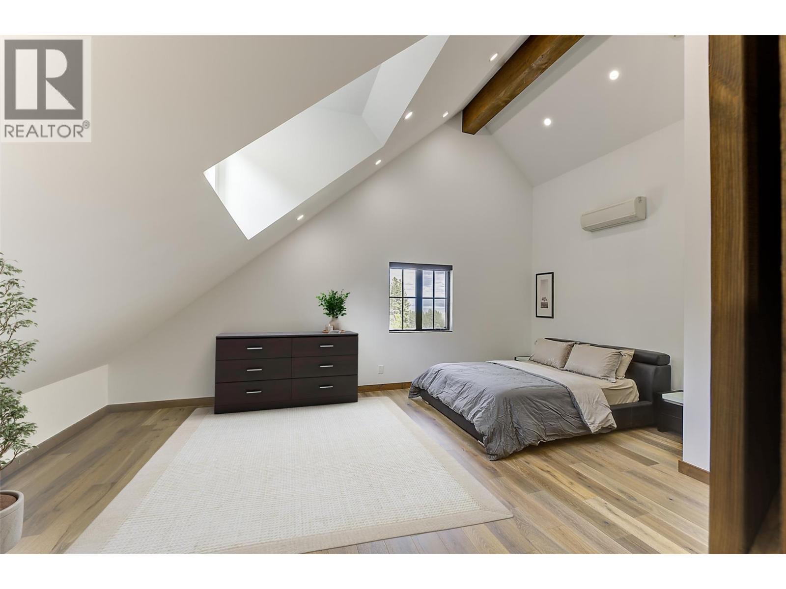 6121 Seymoure Lane - 62