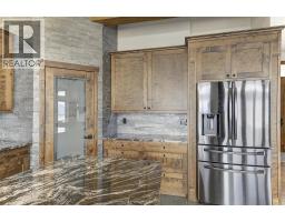 6121 Seymoure Lane, Peachland, BC V0H1X4 Photo 27