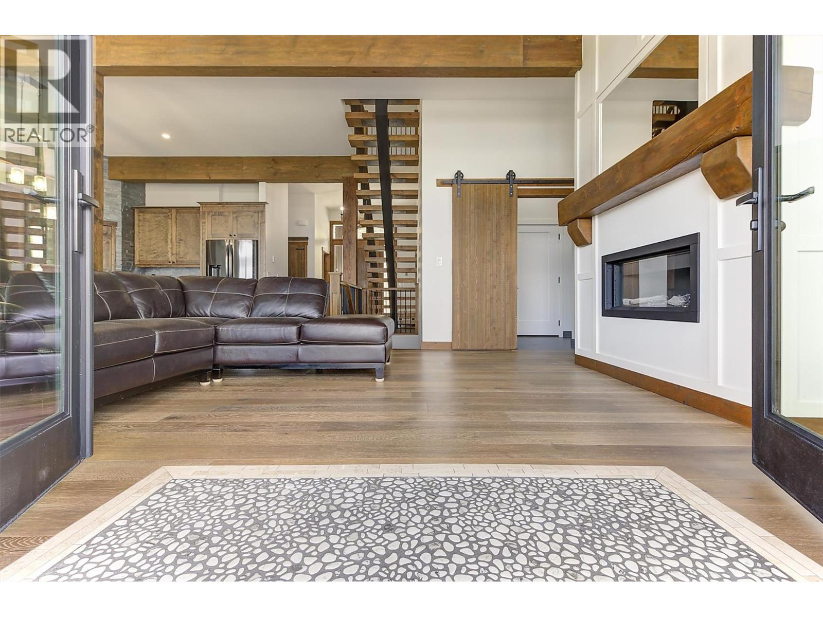 6121 Seymoure Lane - 18