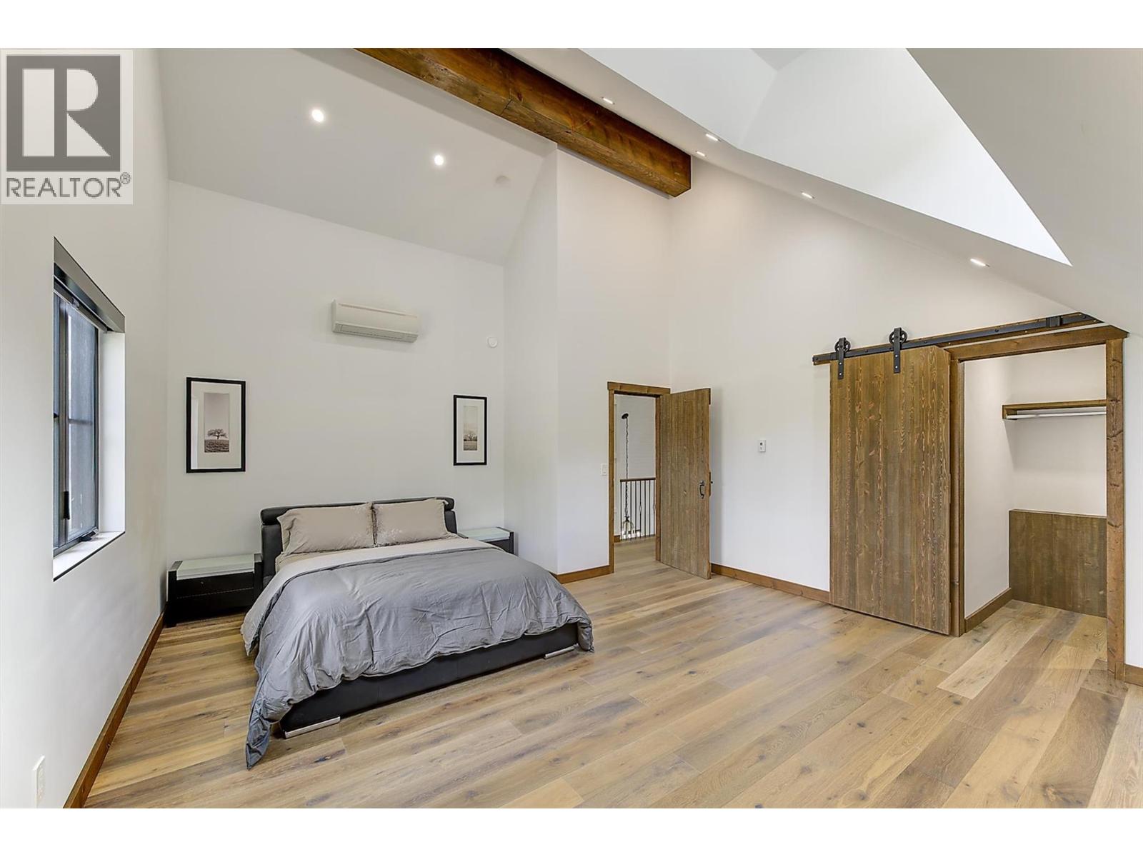 6121 Seymoure Lane - 61