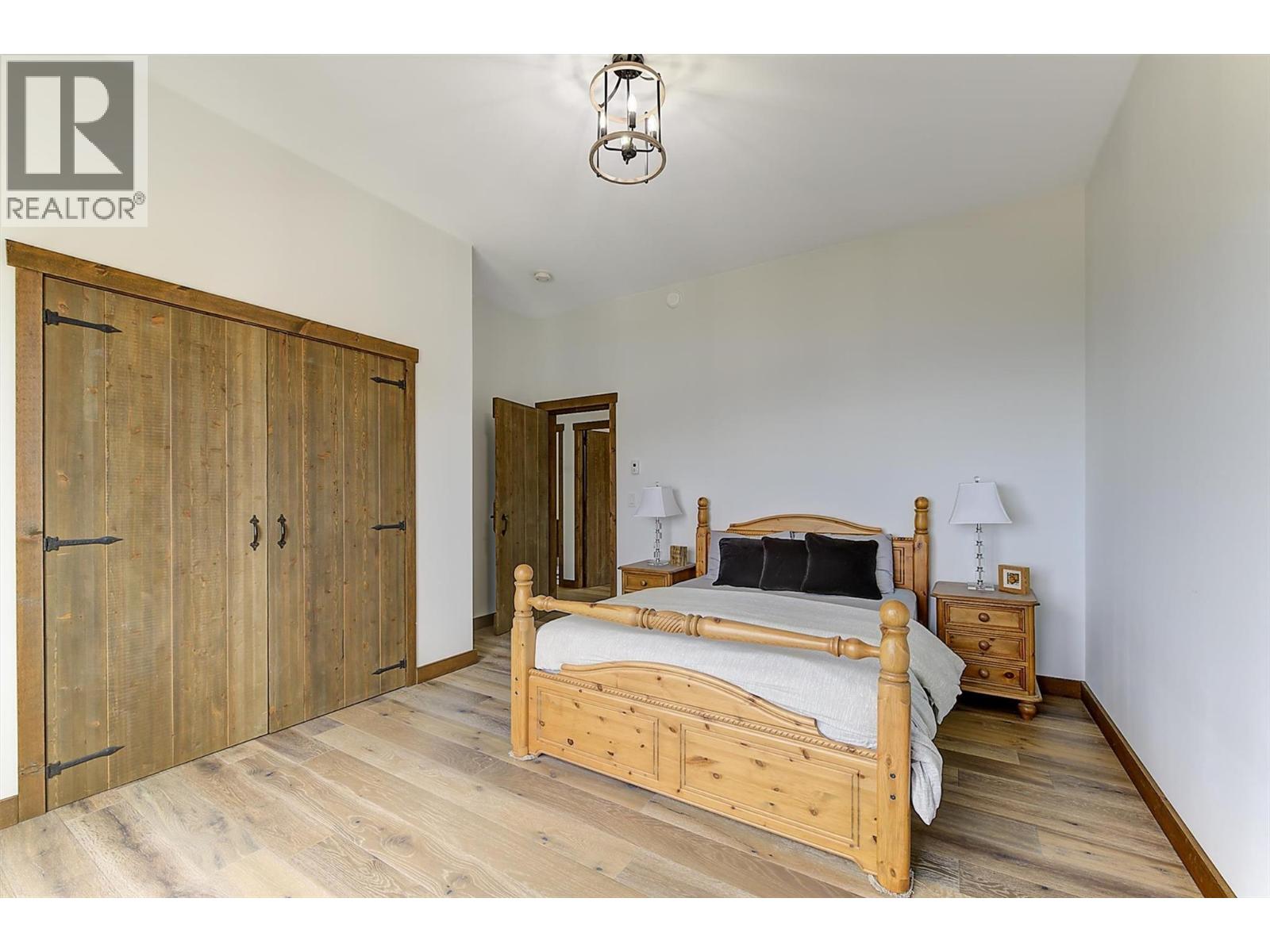 6121 Seymoure Lane - 64