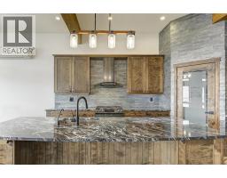 6121 Seymoure Lane, Peachland, BC V0H1X4 Photo 25