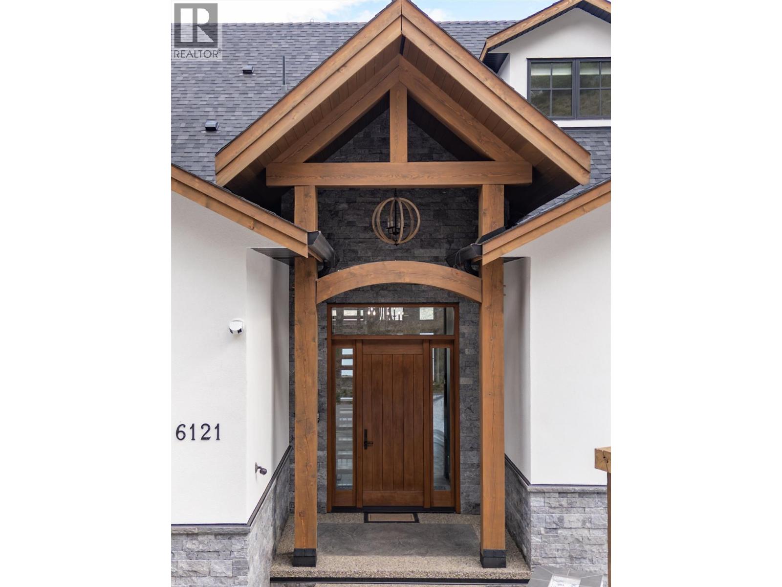 6121 Seymoure Lane - 11