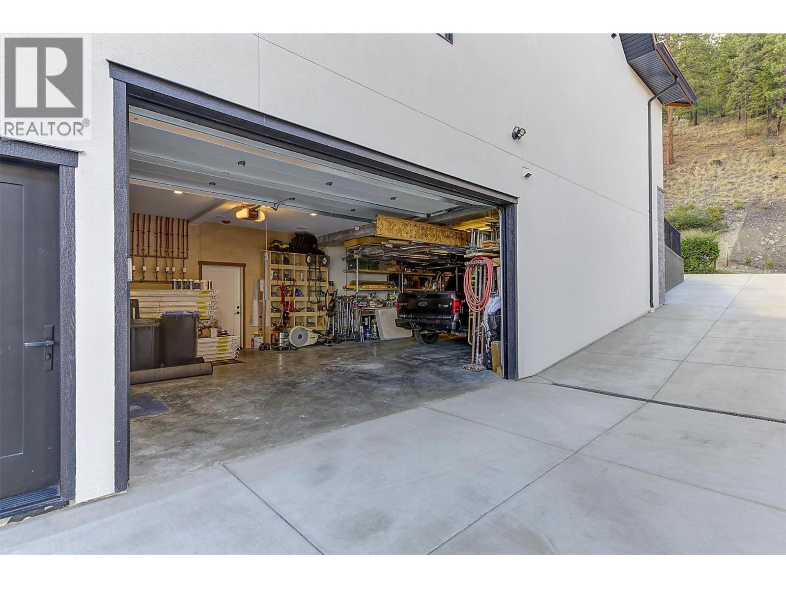 6121 Seymoure Lane - 91