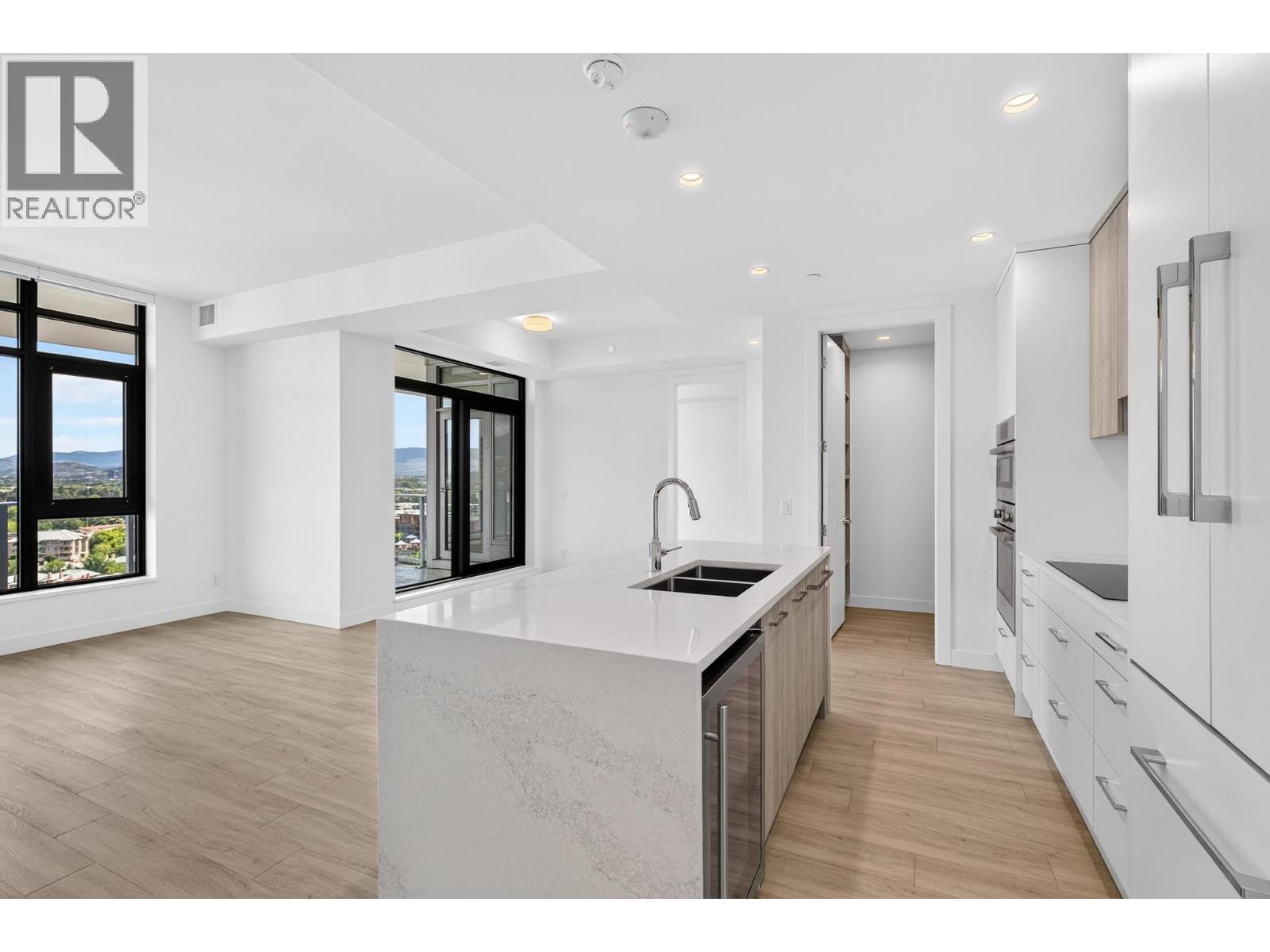 #PH6 3699 Capozzi Road - 7