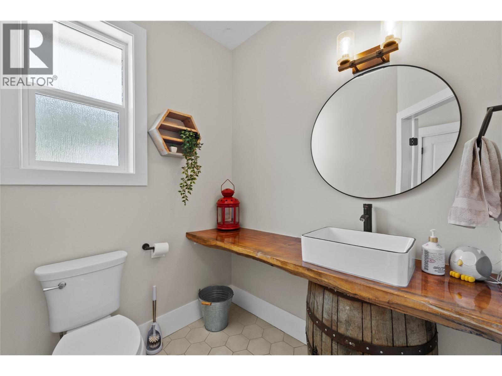 310 Lindley Creek Road - 24