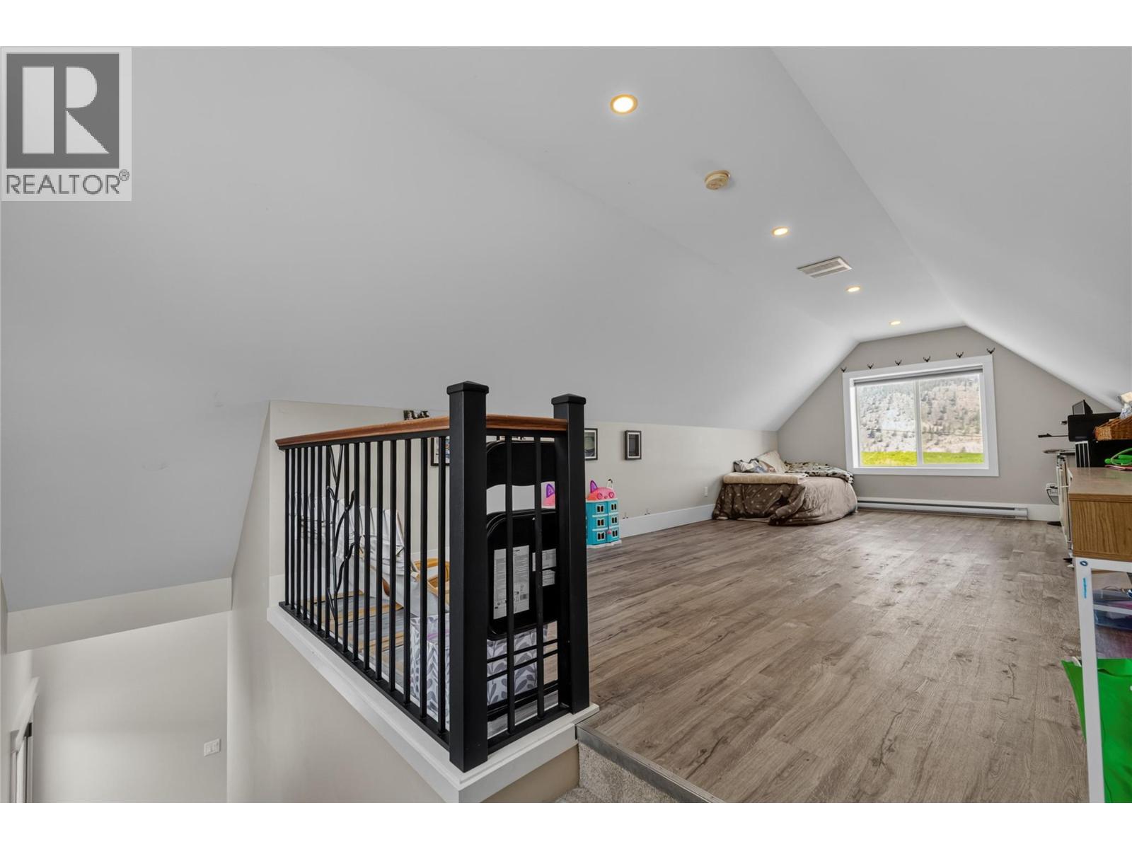 310 Lindley Creek Road - 25