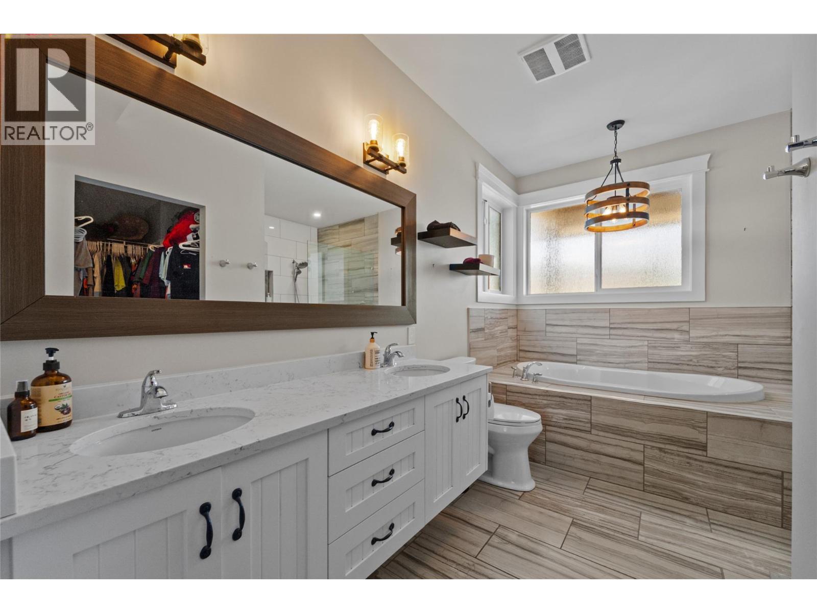 310 Lindley Creek Road - 19