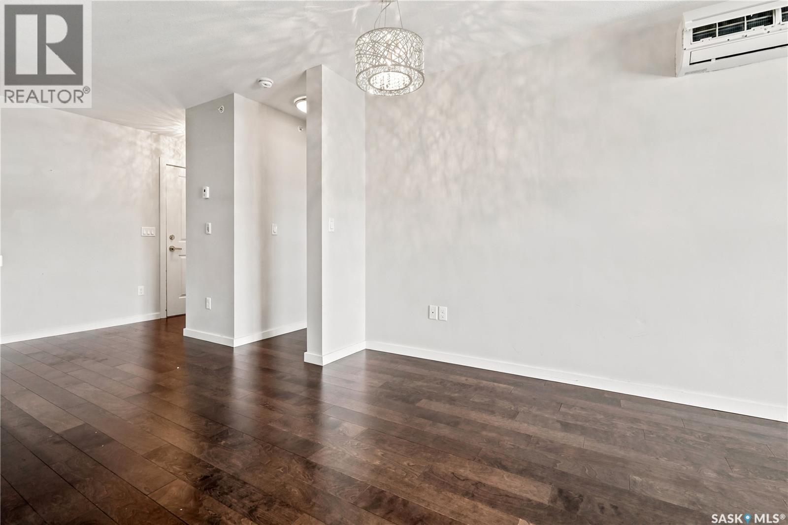 #313 1545 Neville DRIVE - 20