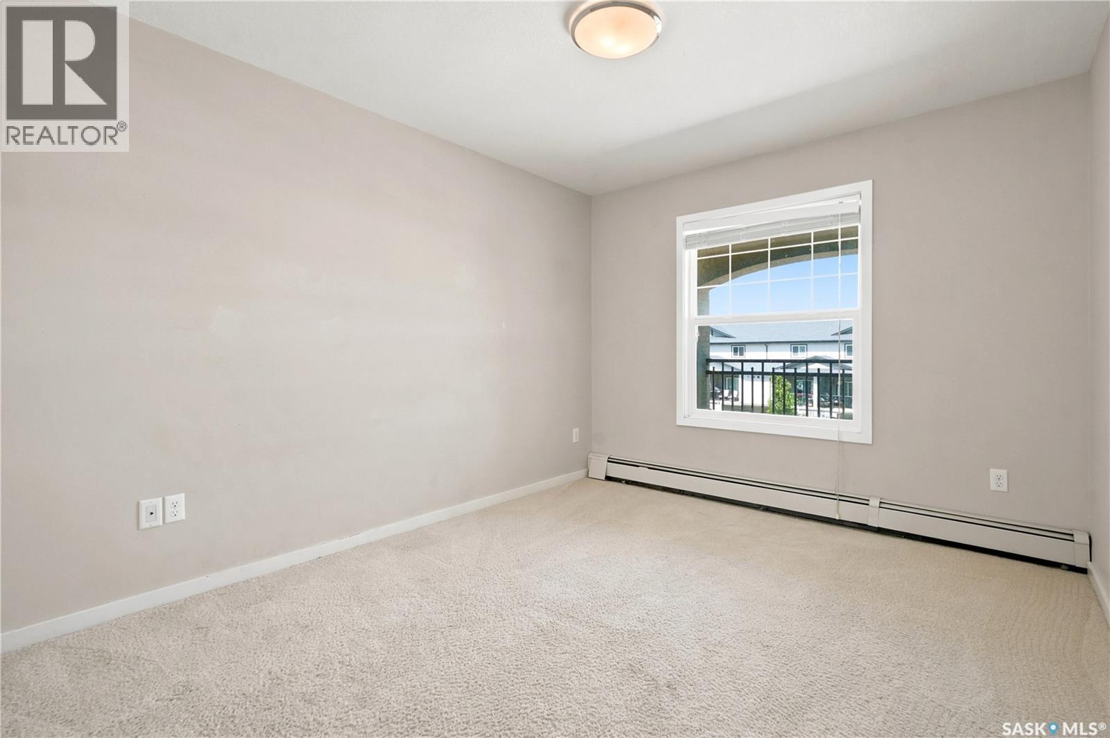 #313 1545 Neville DRIVE - 28