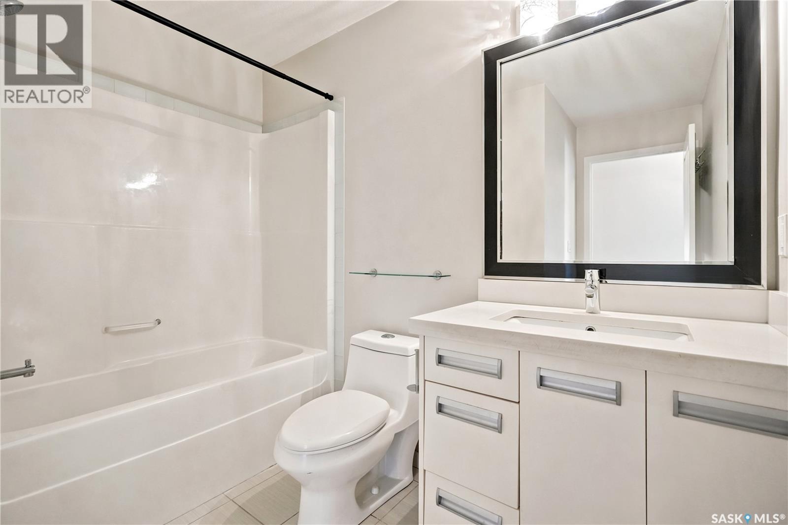 #313 1545 Neville DRIVE - 38