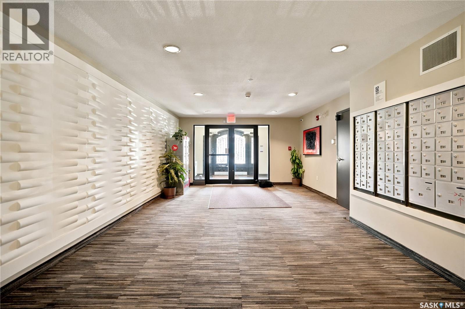#313 1545 Neville DRIVE - Image 43