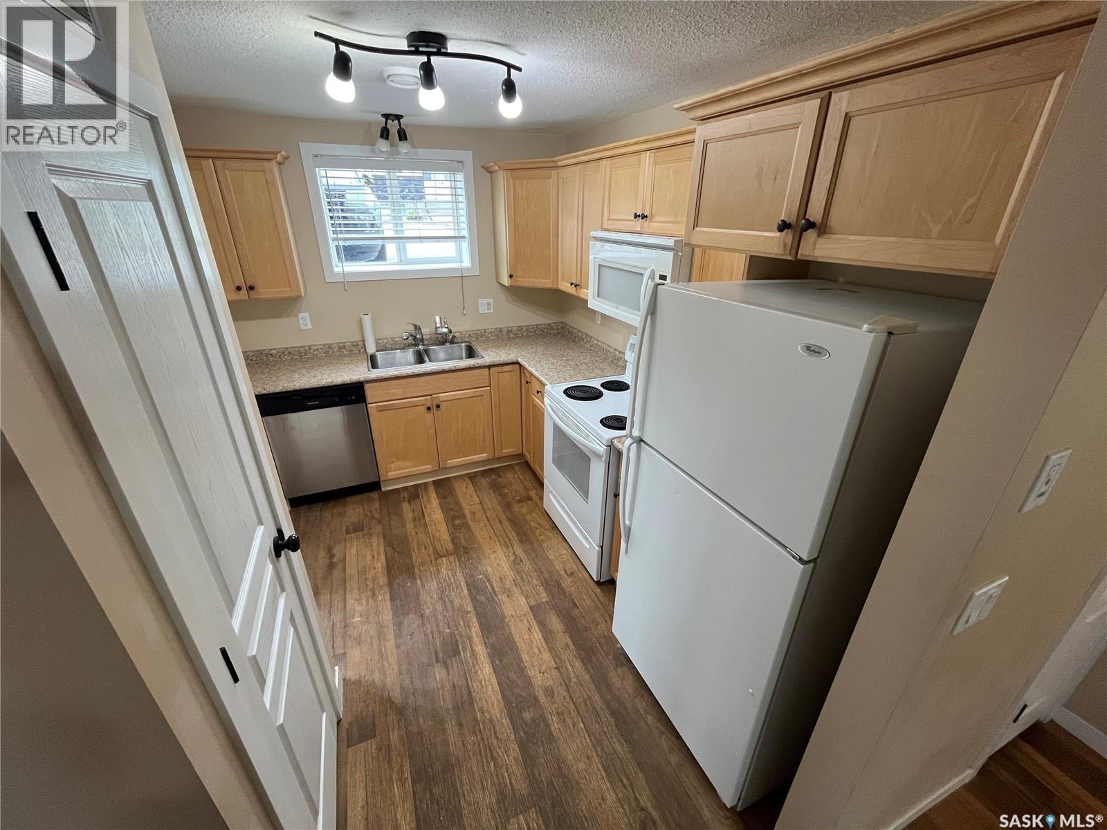 #45 4640 Harbour Landing DRIVE - Image 16