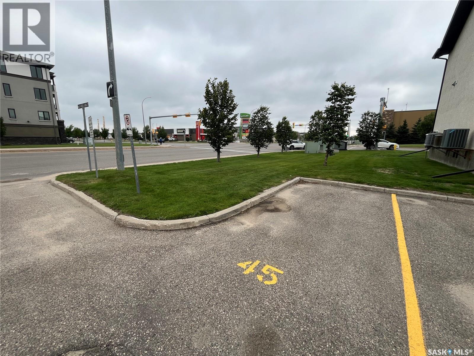 #45 4640 Harbour Landing DRIVE - Image 23