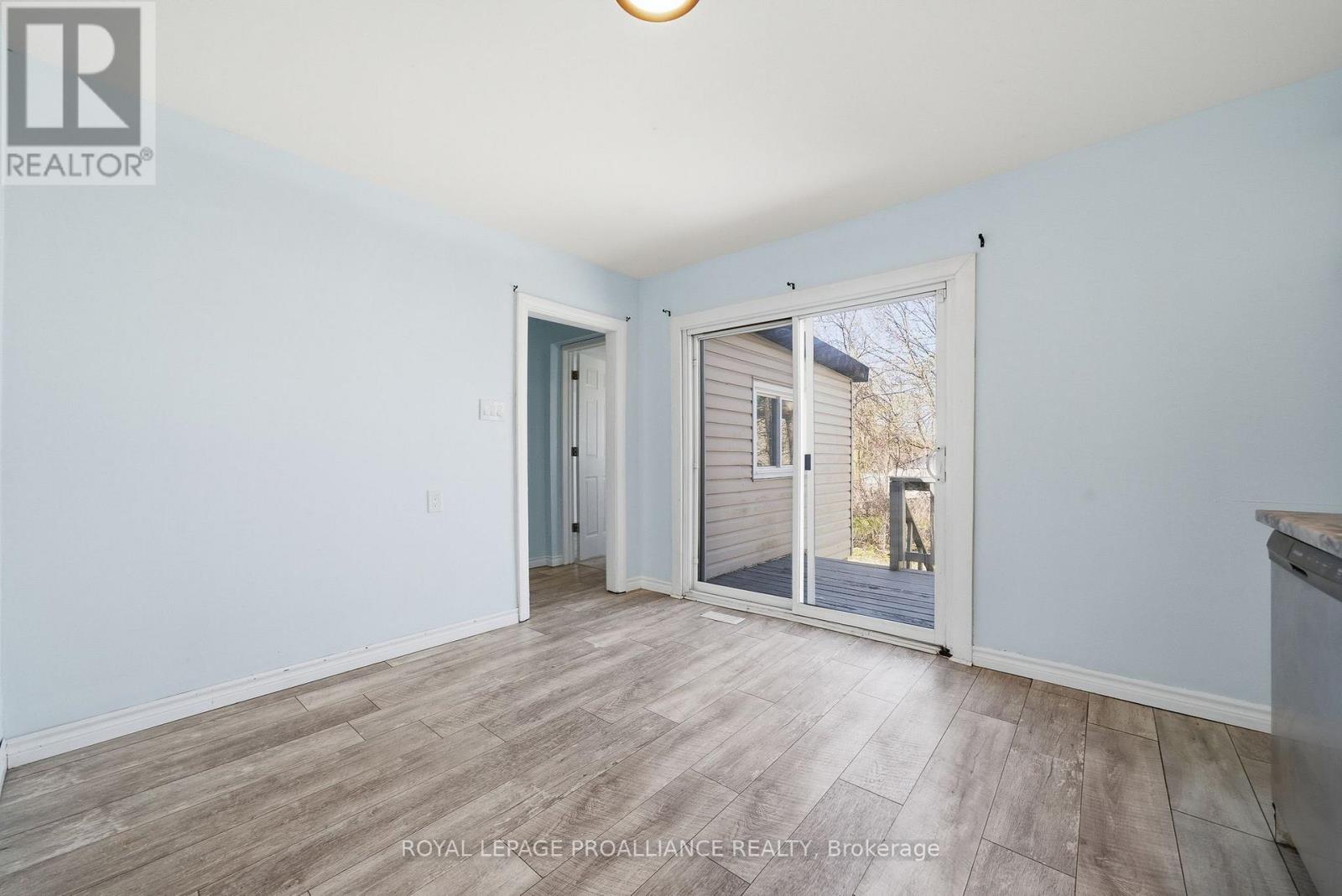 38 OAK STREET - 17