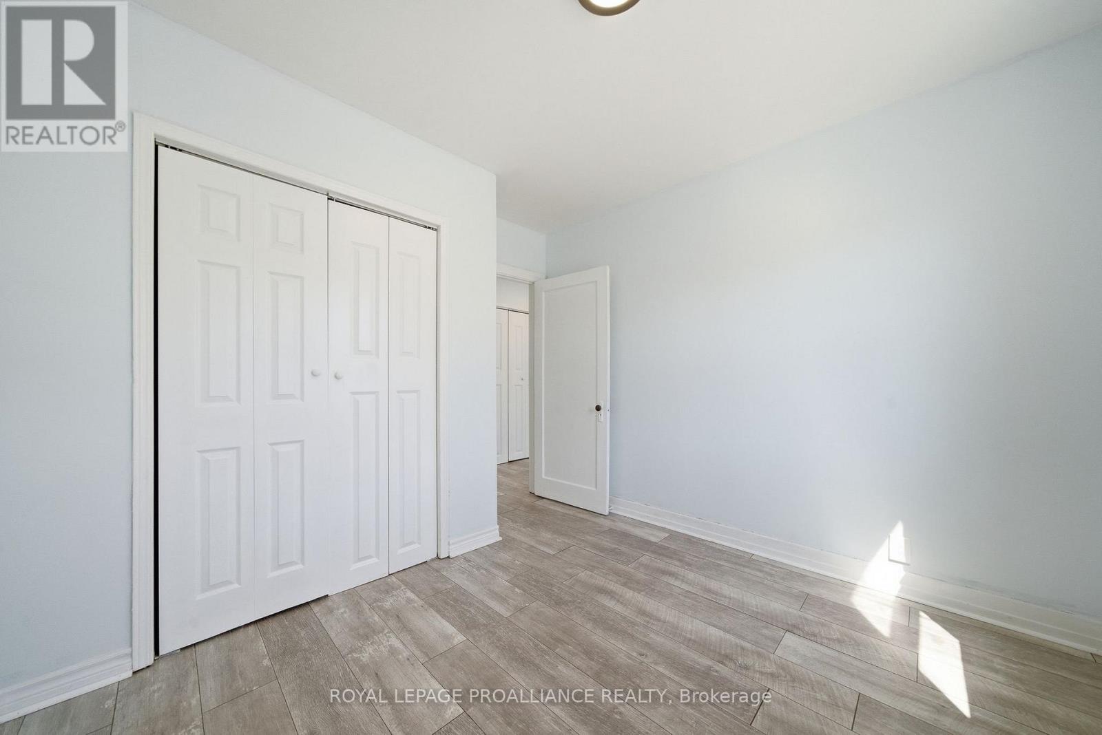 38 OAK STREET - 28