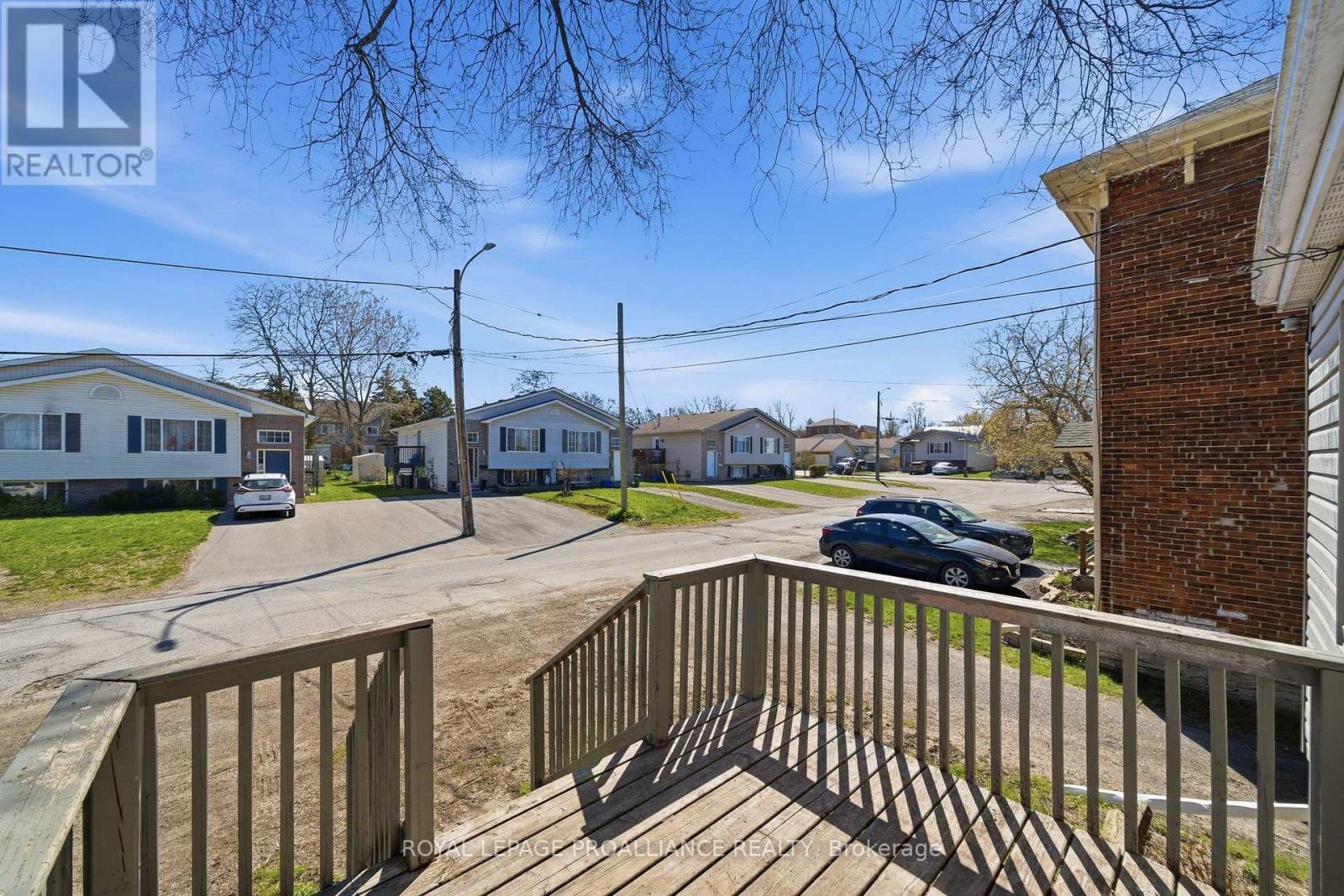 38 OAK STREET - 6