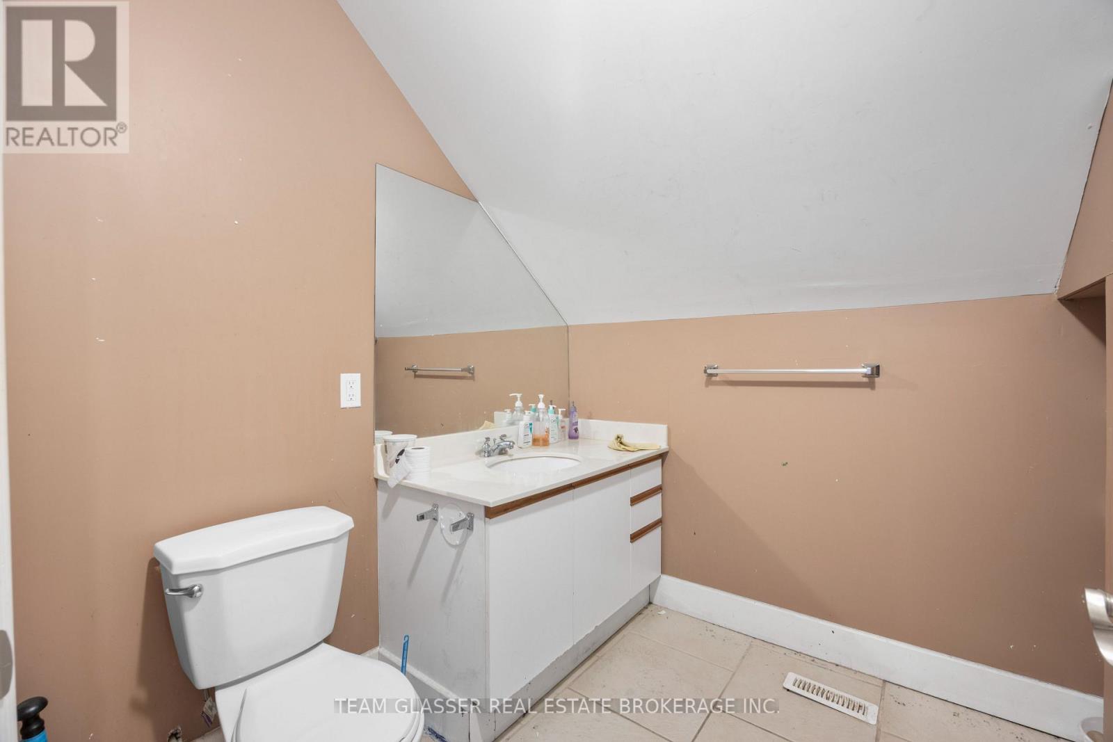 434 SECOND STREET - 31