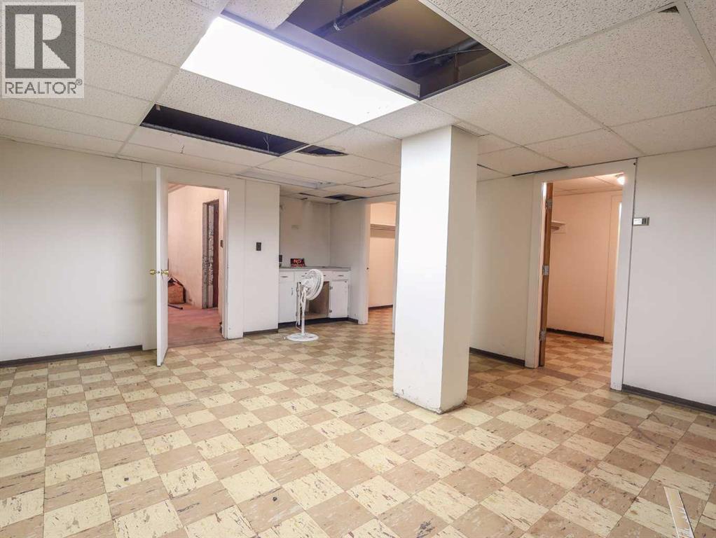 5002 50 Street - Photo 48