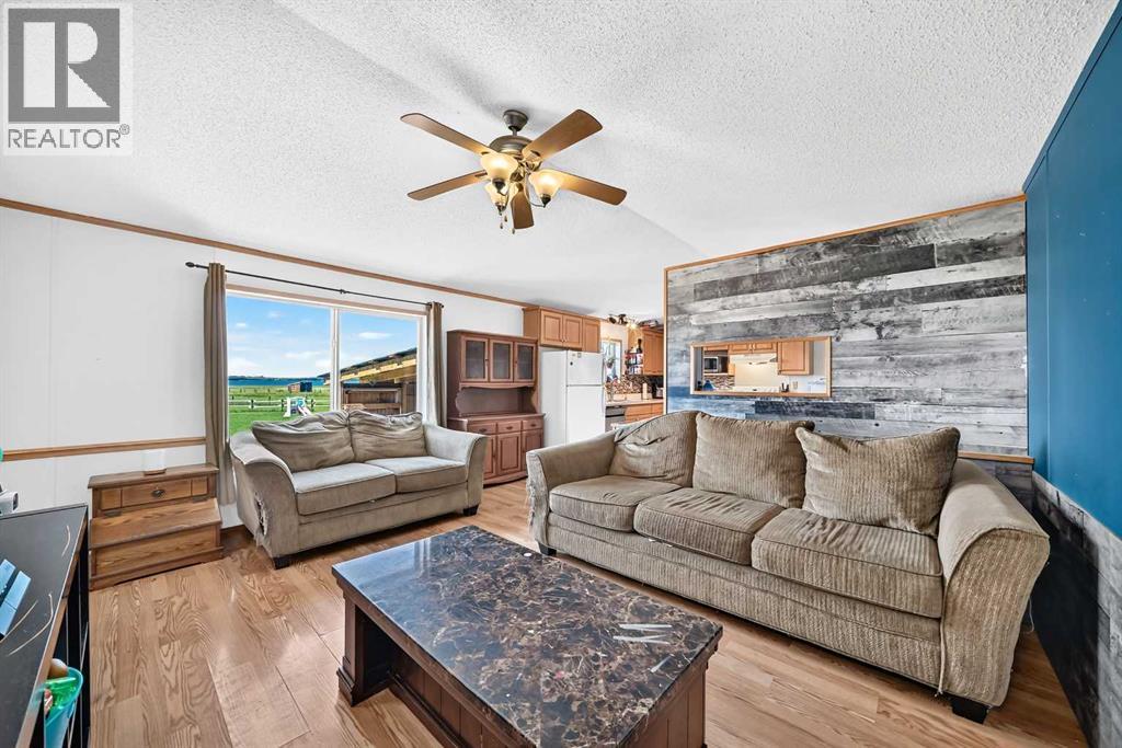 233075 Range Road 245 - 15