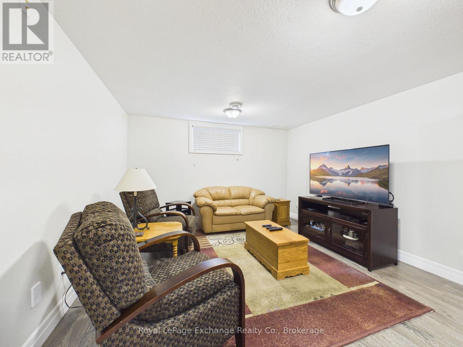 229 WIECK BOULEVARD - 16