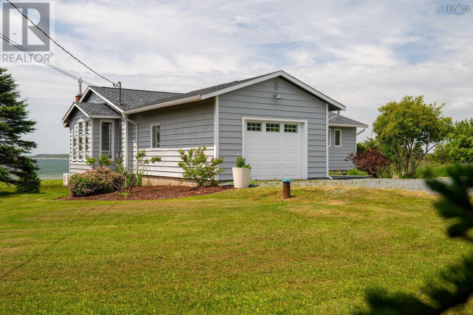 2160 East Petpeswick Road - 2